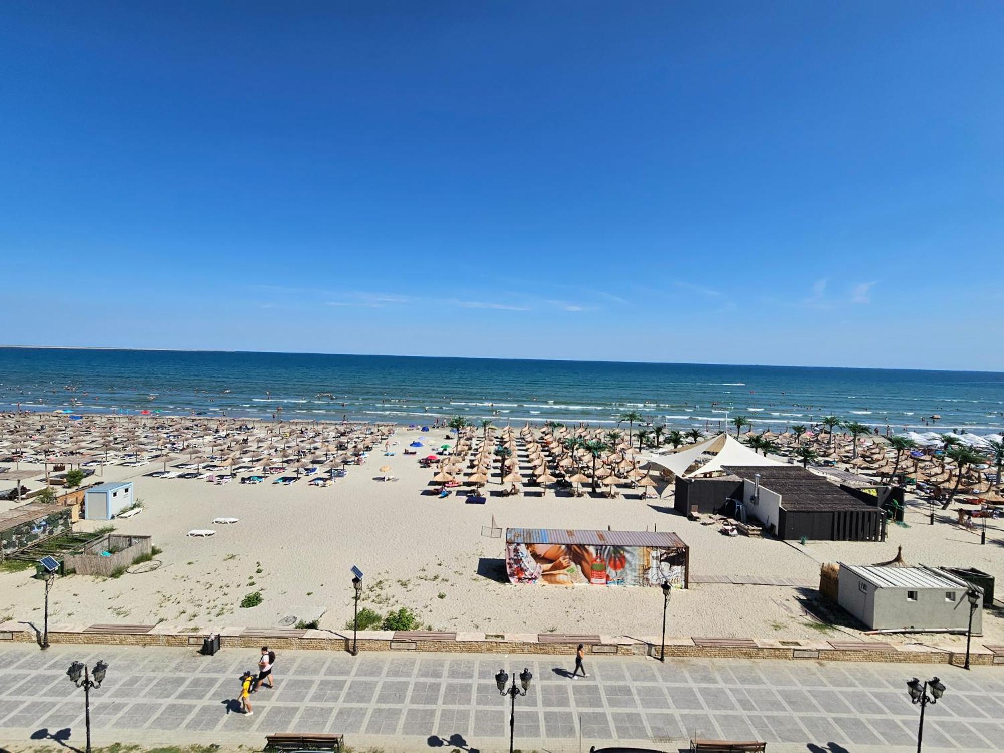 Năvodari Beach Residence Studios Mamaia Nord 23 מראה חיצוני תמונה